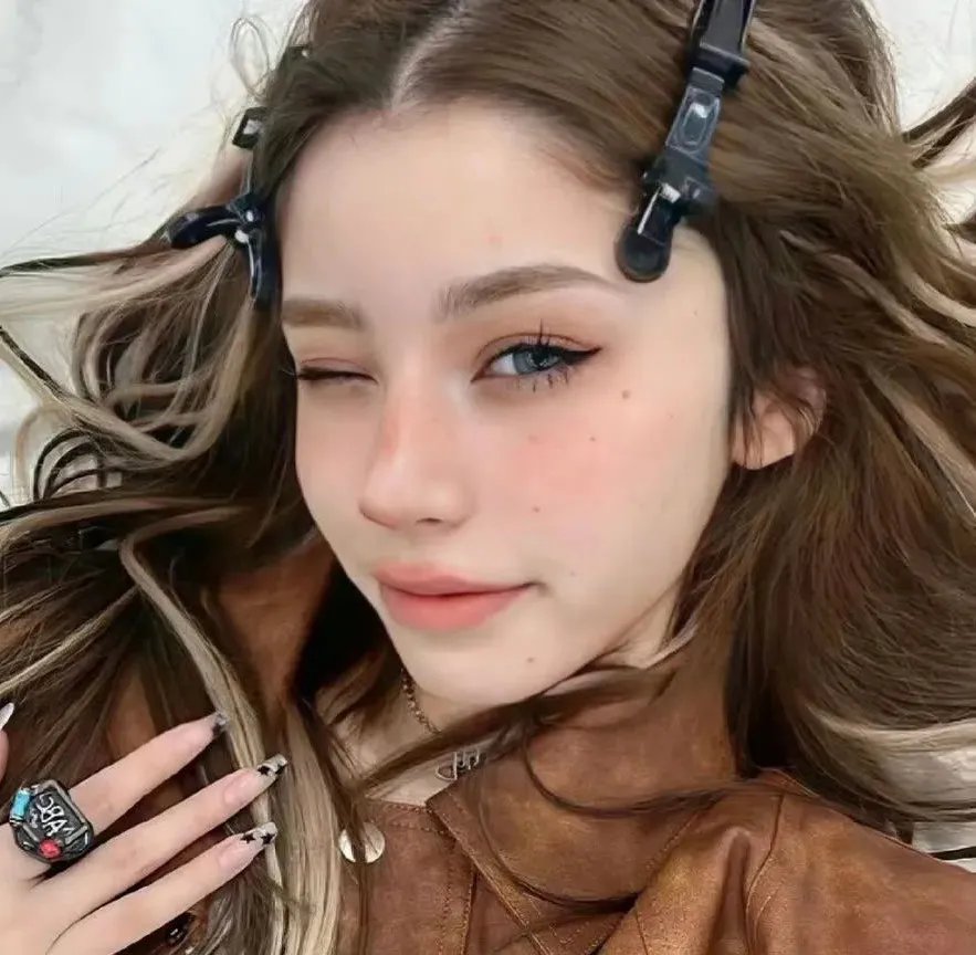 血色附身